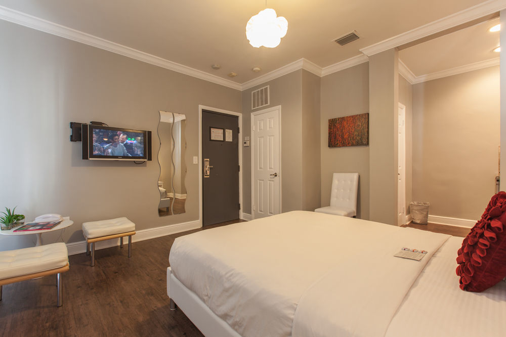 Odyssey Of South Beach Apart Hotel Маями Бийч Екстериор снимка