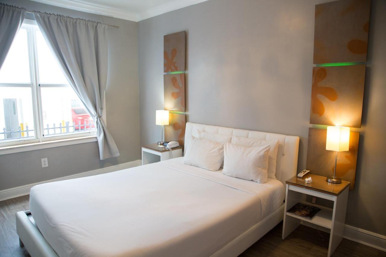 Odyssey Of South Beach Apart Hotel Маями Бийч Екстериор снимка
