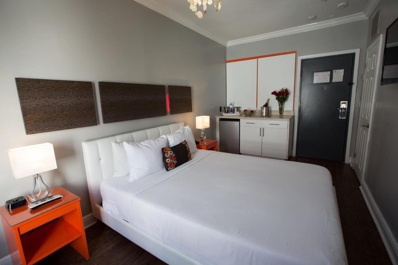 Odyssey Of South Beach Apart Hotel Маями Бийч Екстериор снимка