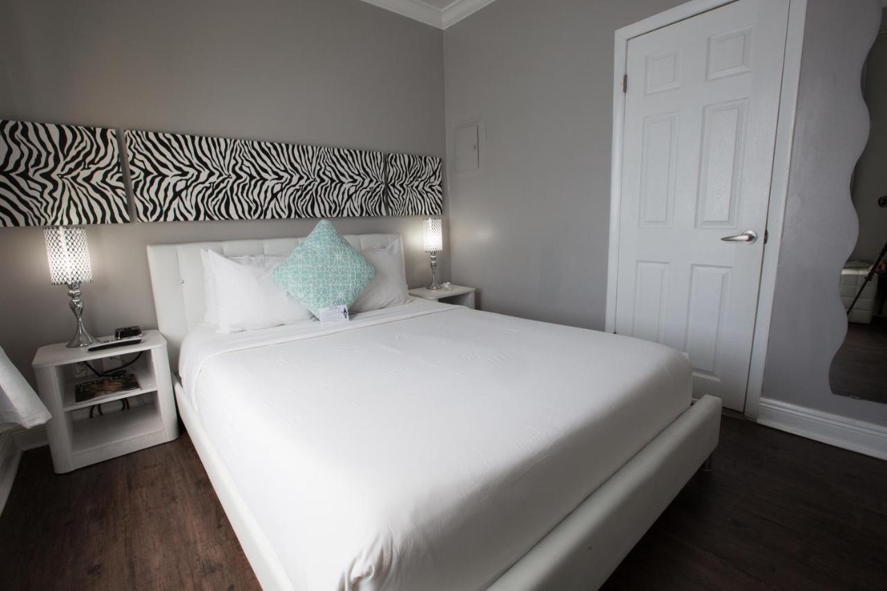 Odyssey Of South Beach Apart Hotel Маями Бийч Екстериор снимка